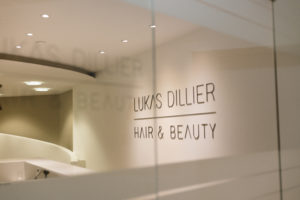 VShootz_L.Dillier_Salon_Hi014A5094